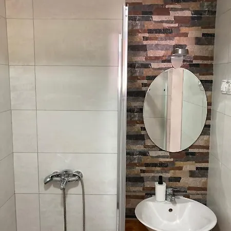 Tunnel Ravne Vikendica