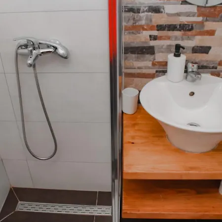 Tunnel Ravne Vikendica Visoko