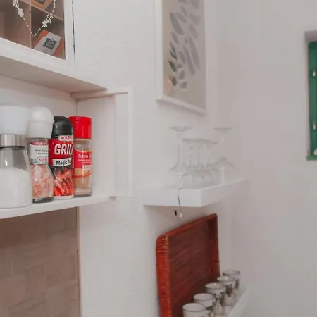 Vikendica Tunnel Ravne *