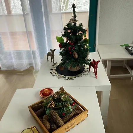 בית נופש Tunnel Ravne ויסוקו