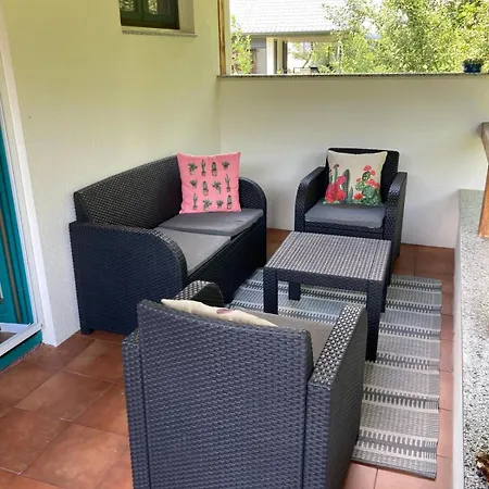 Vikendica Tunnel Ravne *